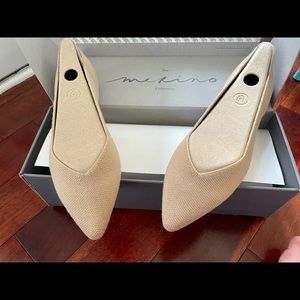 NEW Rothys Merino Camel The Point